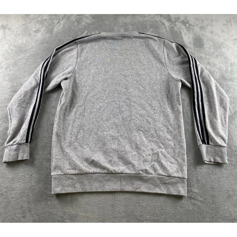 adidas classic crewneck